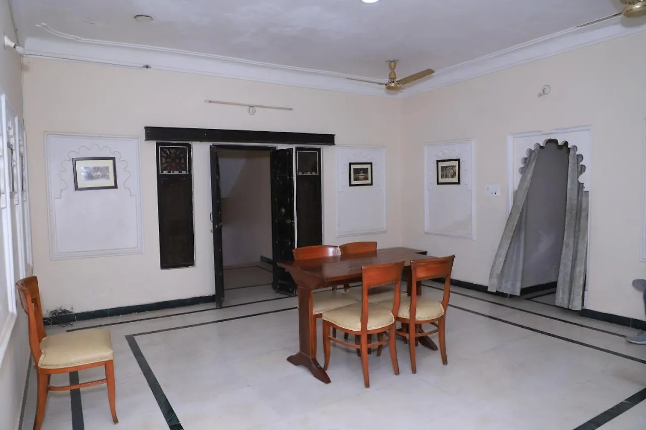 Hotel Ksr Moti Mahal 