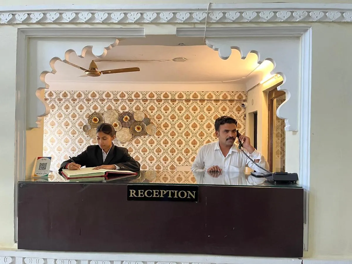 ***  Hotel Ksr Moti Mahal 