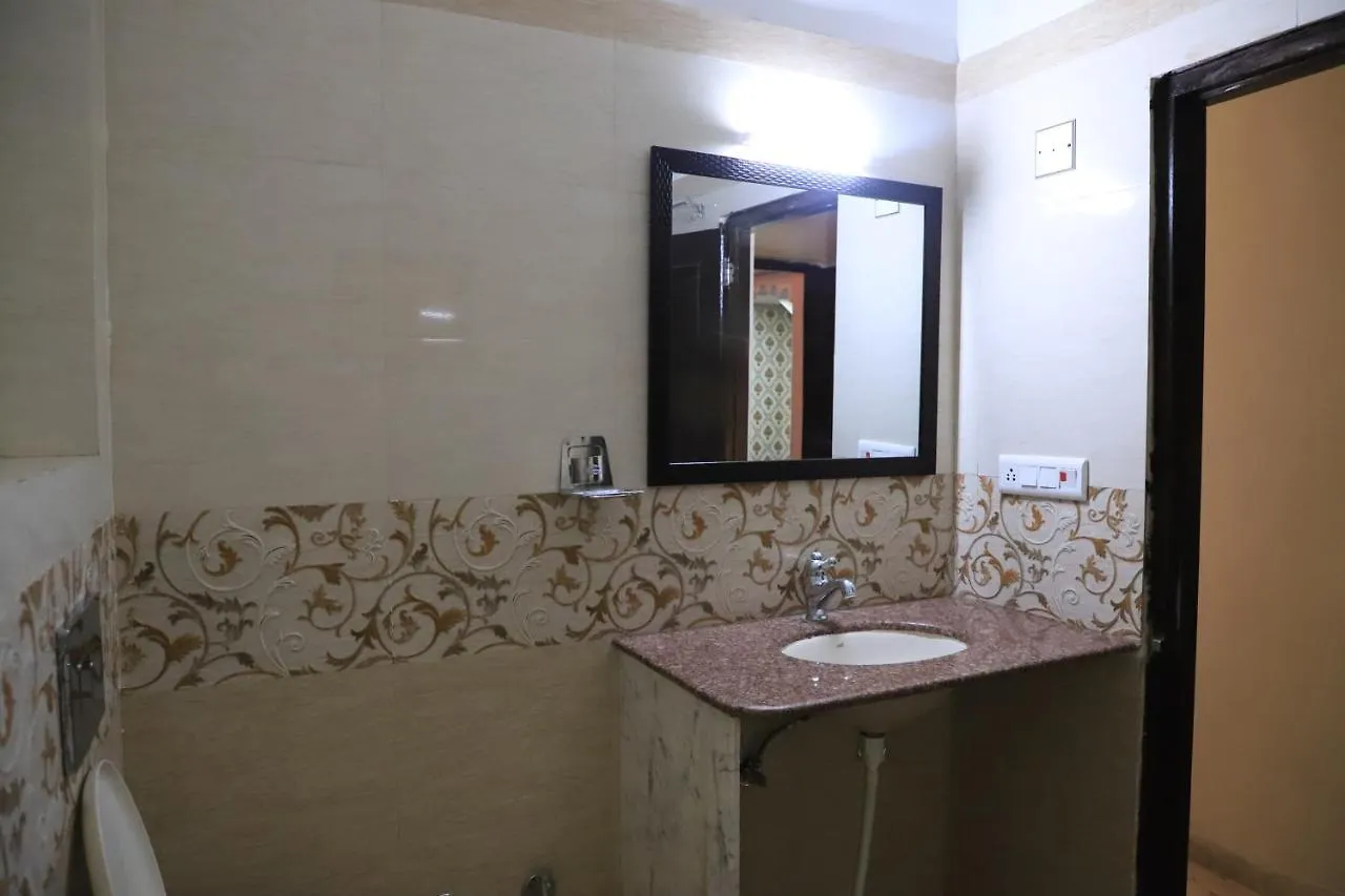 Hotel Ksr Moti Mahal 